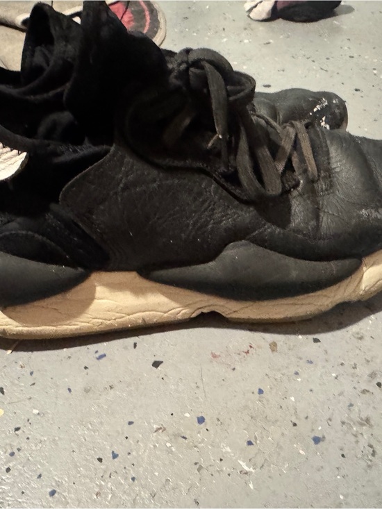 Y-3 Other - Men's Black Athletic Sneakers with  lol o m Cream Sole